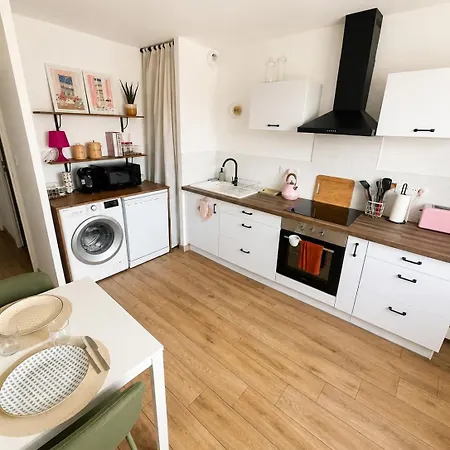 Duplex Cosy - Parking Gratuit - Proche Futuroscope Apartamento *